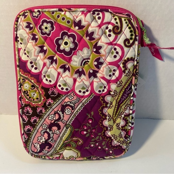 New with tags Vera Bradley e-reader sleeve Very Berry Paisley - Picture 2 of 4